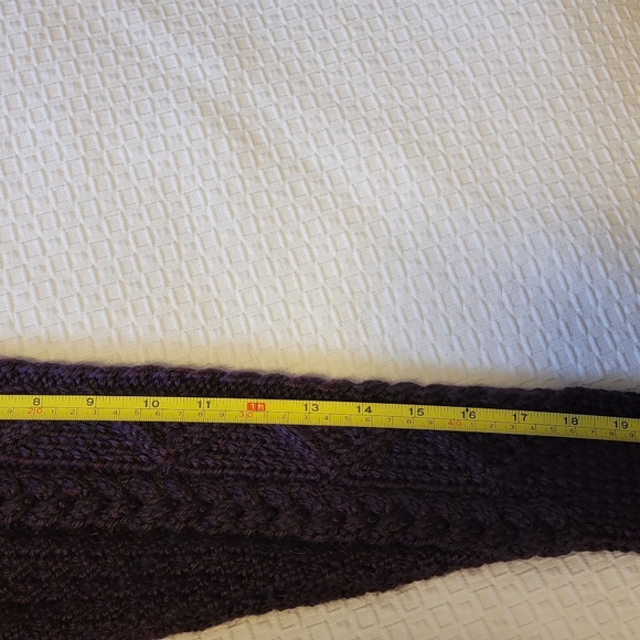 Hand Knit Cable Sweater - Picture 4 of 4